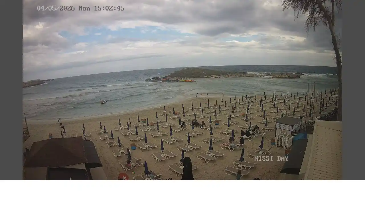 Ayia Napa Webcam-Aufnahme — 4. Mai 2026 13:00