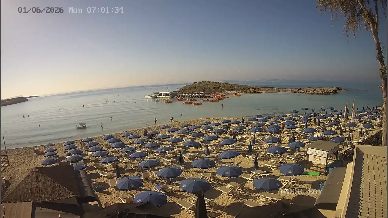 Webcam-Aufnahme aus :city — 1. Juni 2026 05:00